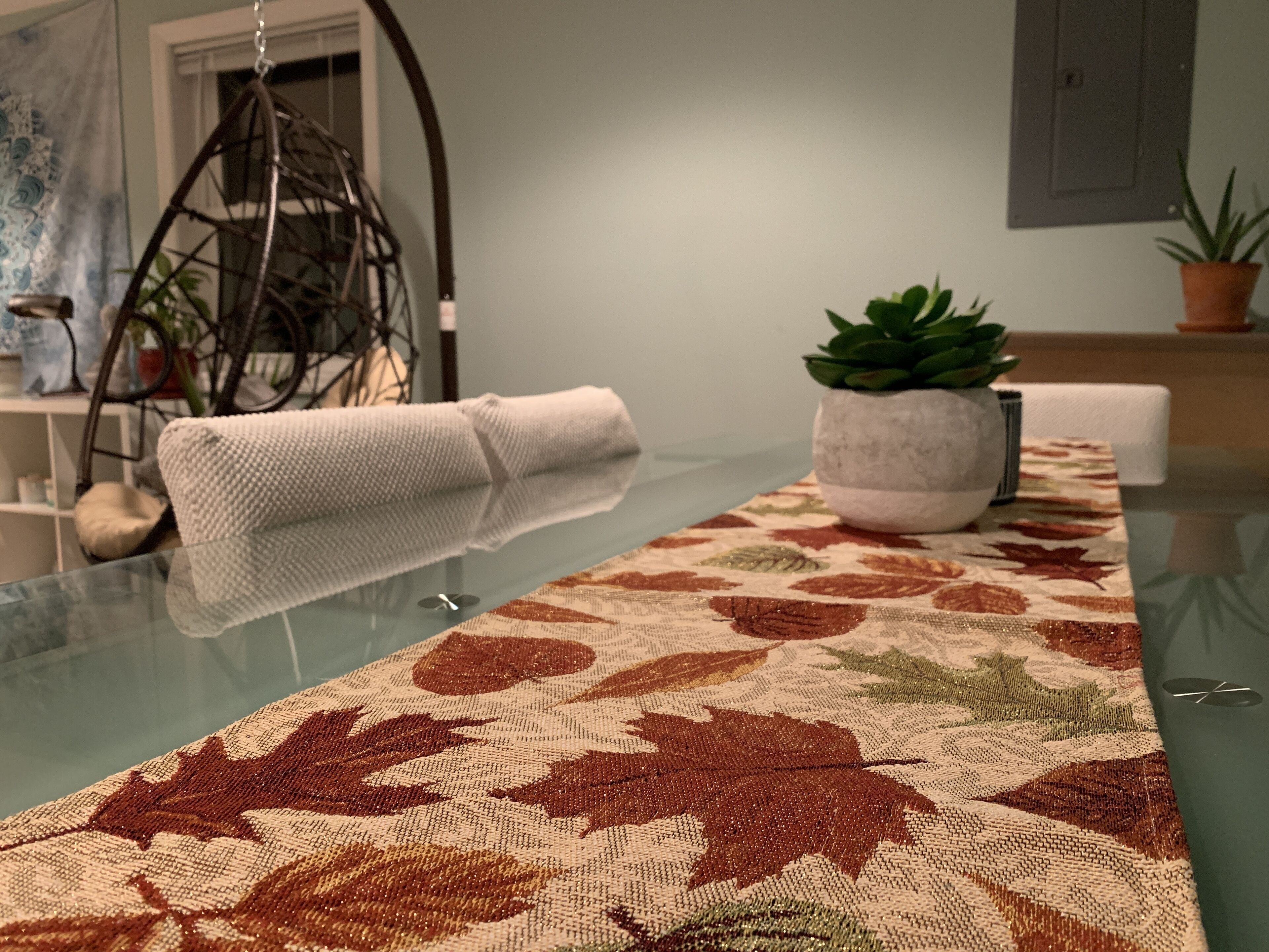 Seclusion only minutes away from everything !