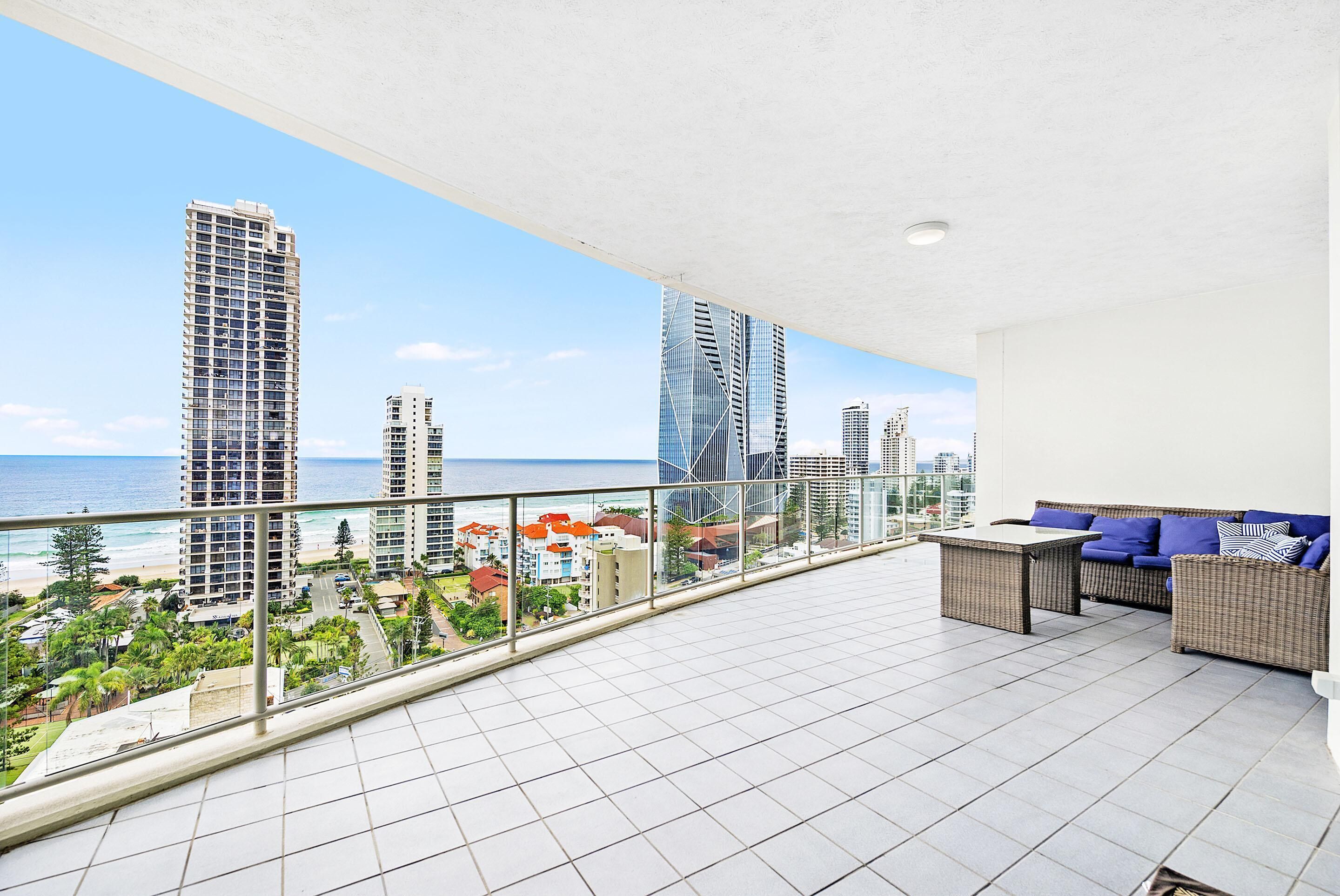 2 Story 3 Bedroom Penthous with Ocean Views — image 14