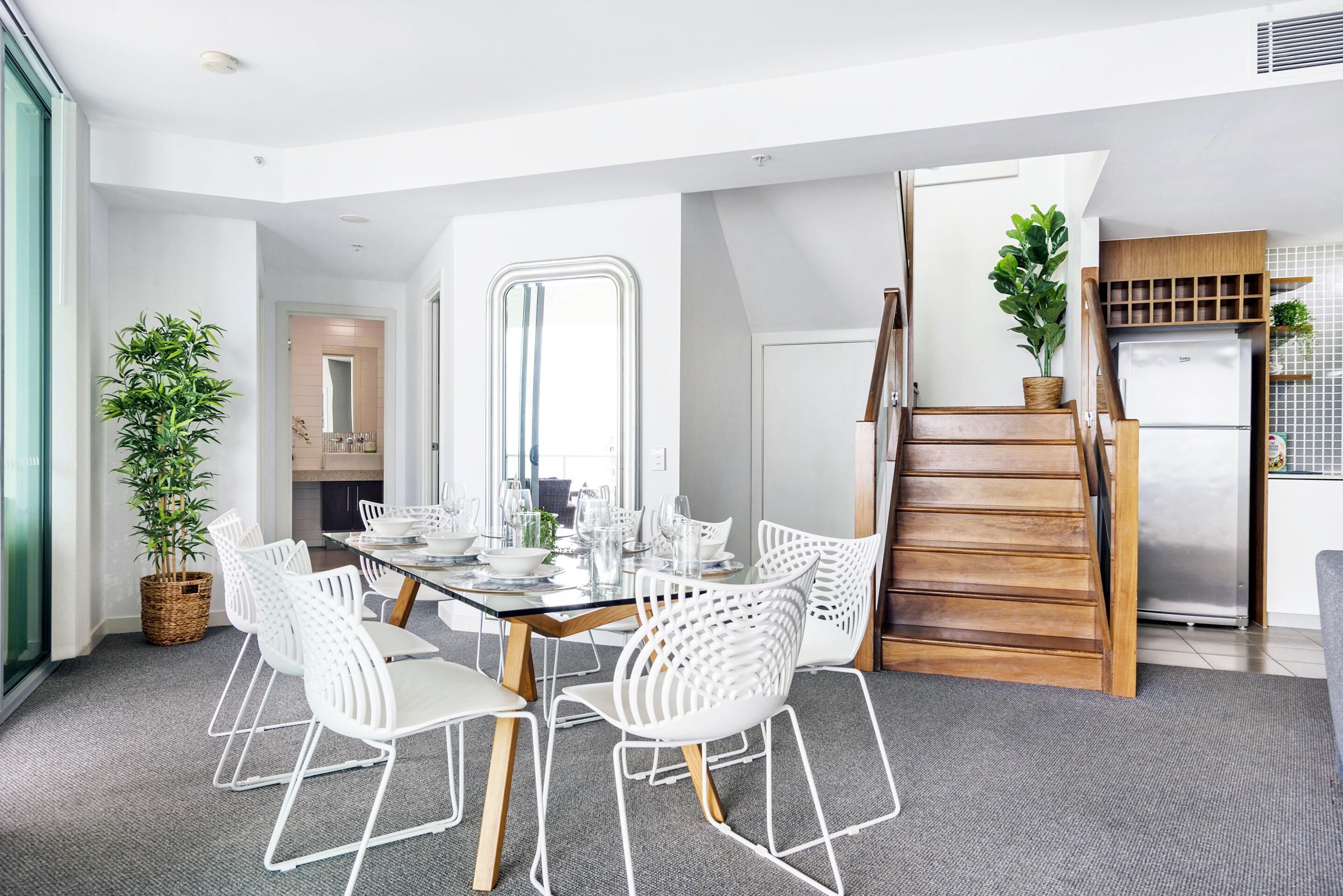 2 Story 3 Bedroom Penthous with Ocean Views — image 7