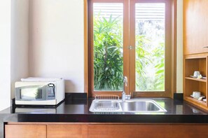 Interior - BUNGA NEIL VILLA SEMINYAK 3 BEDROOMS - NETFLIX (Seminyak)
