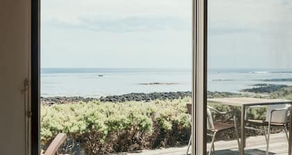 Hearns Beachside Villa 8