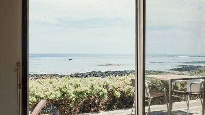 Hearns Beachside Villa 8