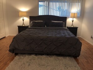 3 bedrooms, iron/ironing board, free WiFi, bed sheets