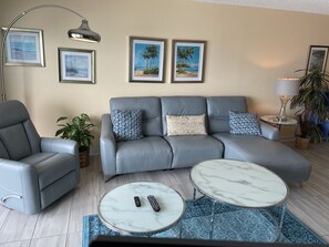 Smart TV, DVD player