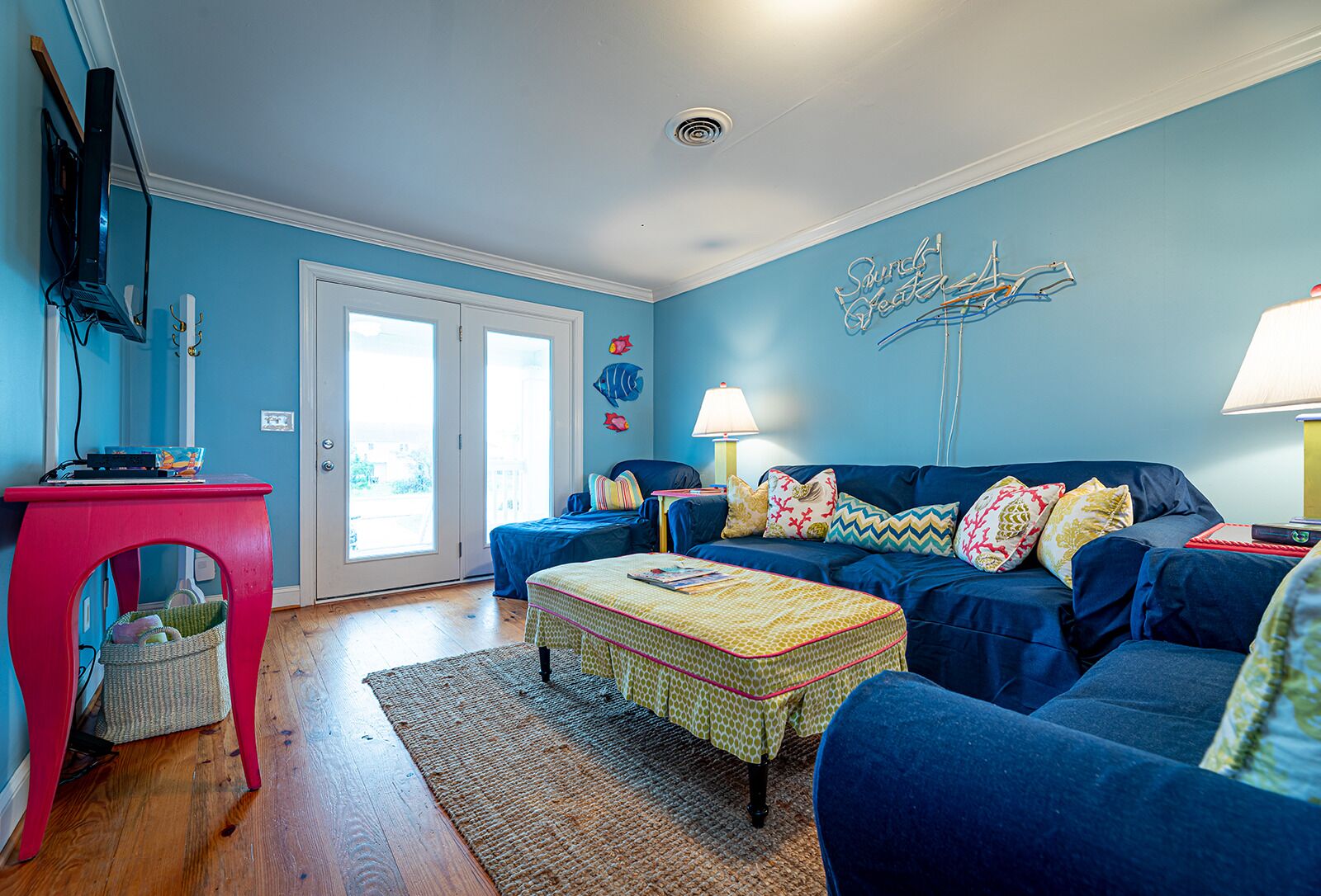 Amazing Sound Front Cottage with Private Pier and In-Ground Pool!!!