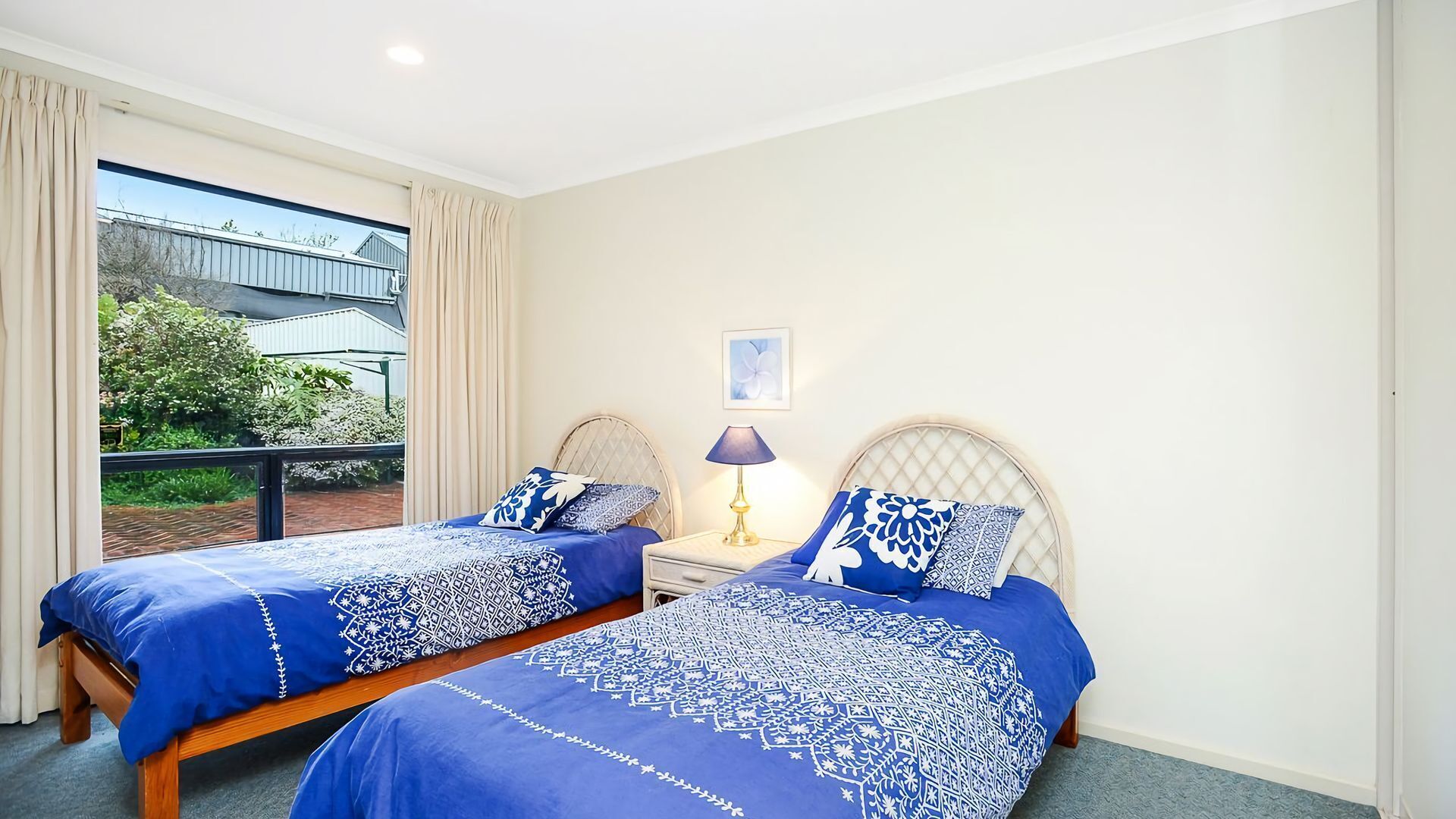 4 bedrooms, iron/ironing board