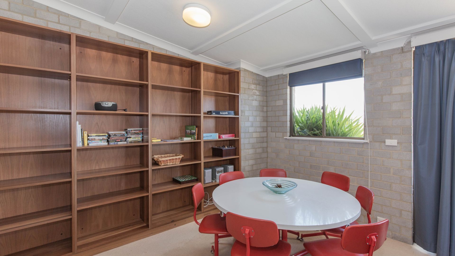 Tanderra - 17/28 Park Road — image 2