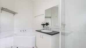 Dusche, Whirlpool