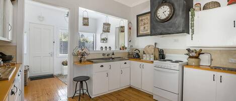Kitchen islands