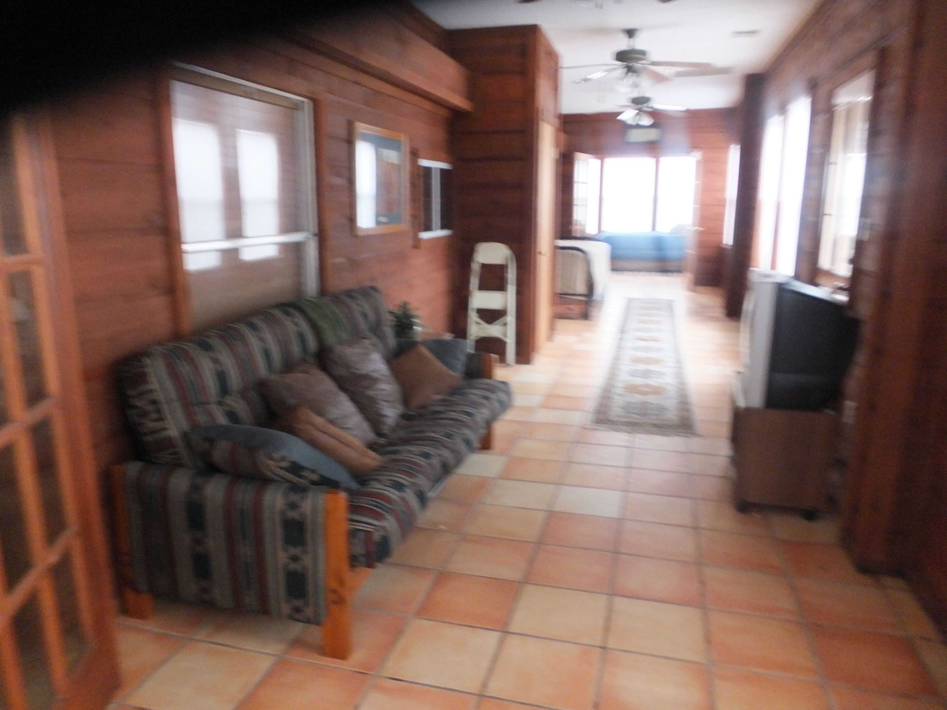 Ambush Hill Ranch at the end of the road with clear water and abundant wildlife.