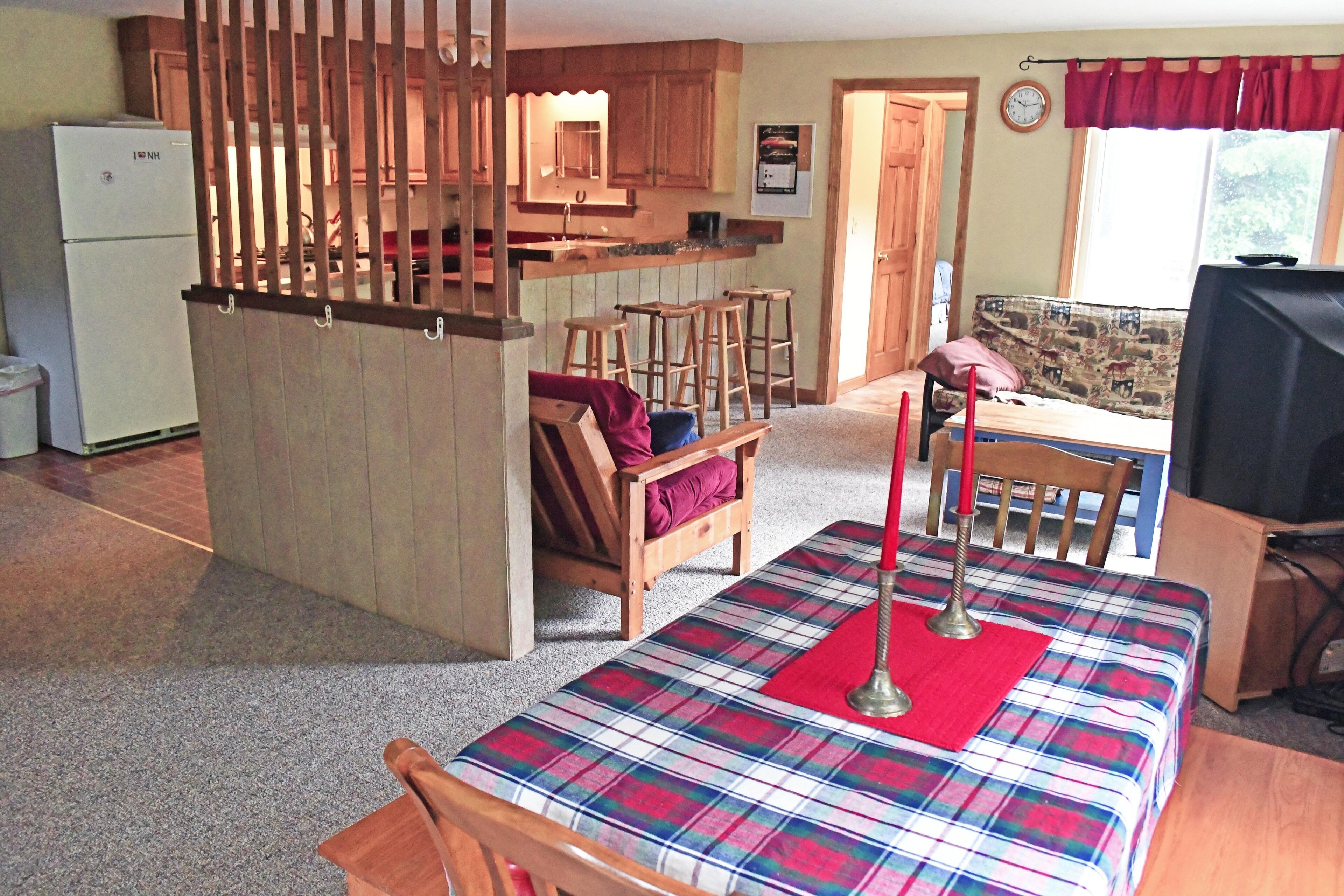 Peace and Quiet in the Mountains! Sleeps 8! Pets OK
