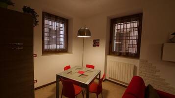 City Apartment | Dining room