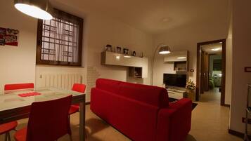 Appartamento City | 3 camere, con stile personalizzato, con arredamento individuale