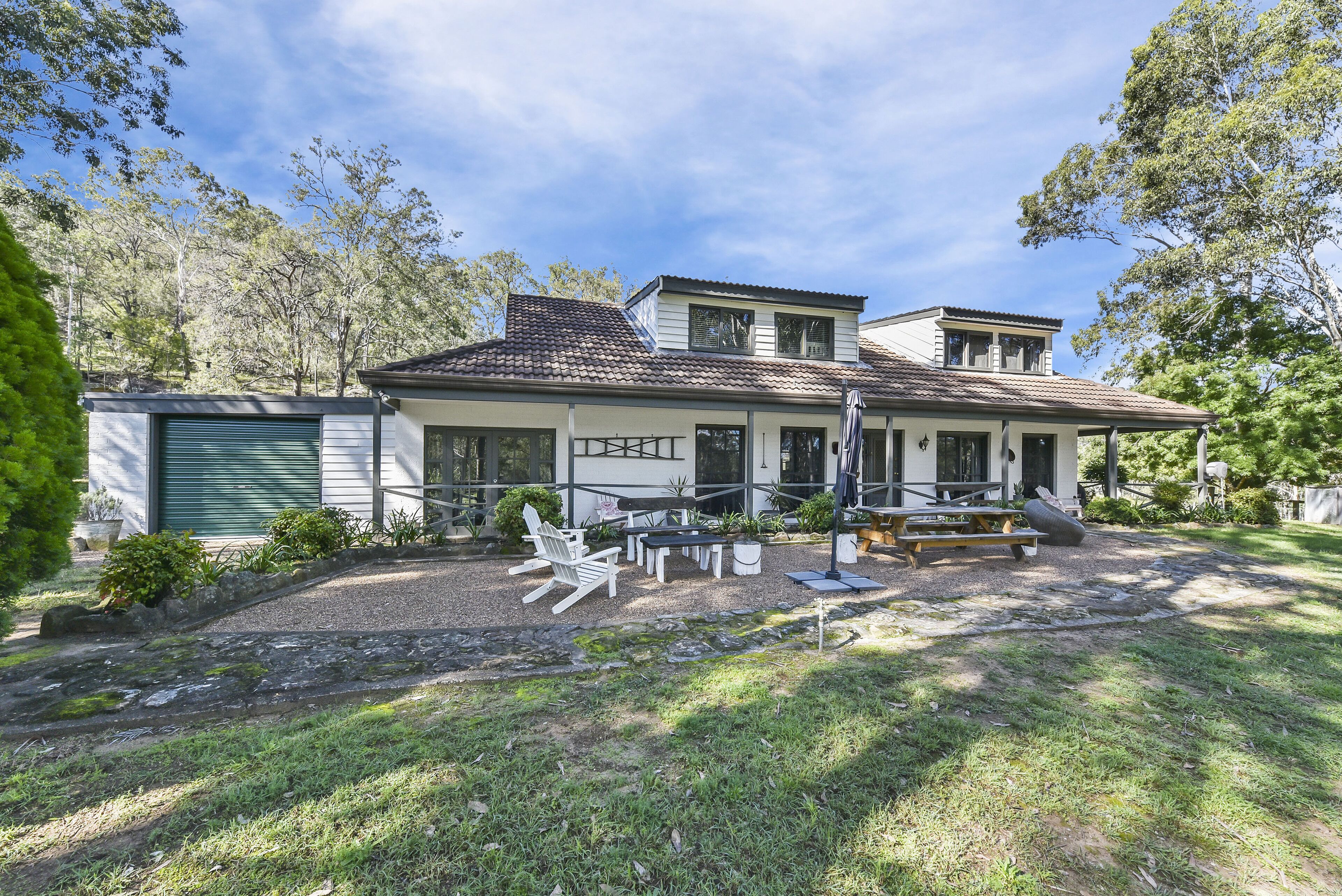 Luxury self-contained homestead and a farm full of beauty and adventure — image 15