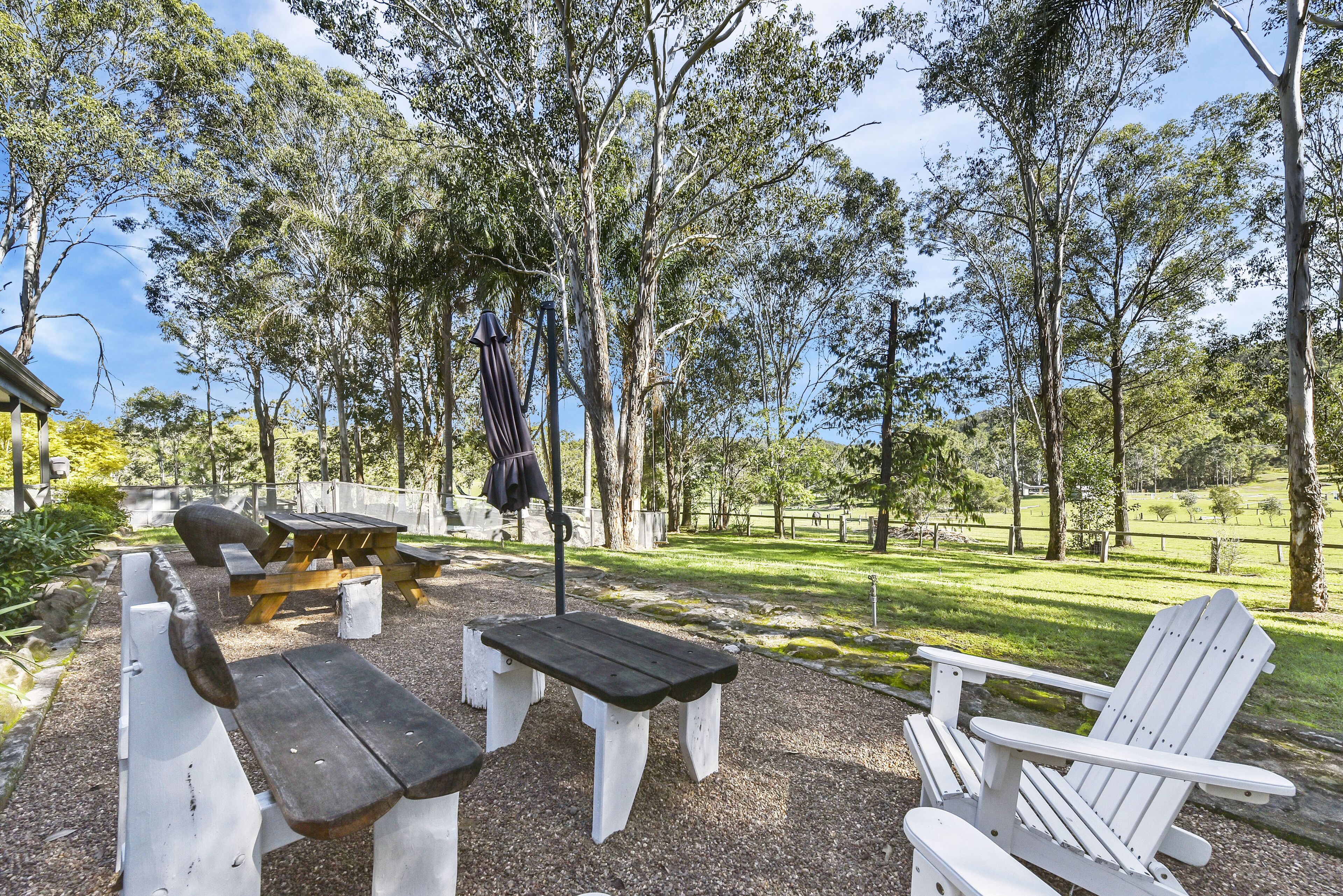 Luxury self-contained homestead and a farm full of beauty and adventure — image 11