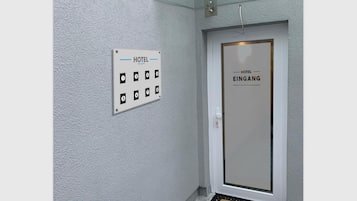 Overnatningsstedets indgangsparti