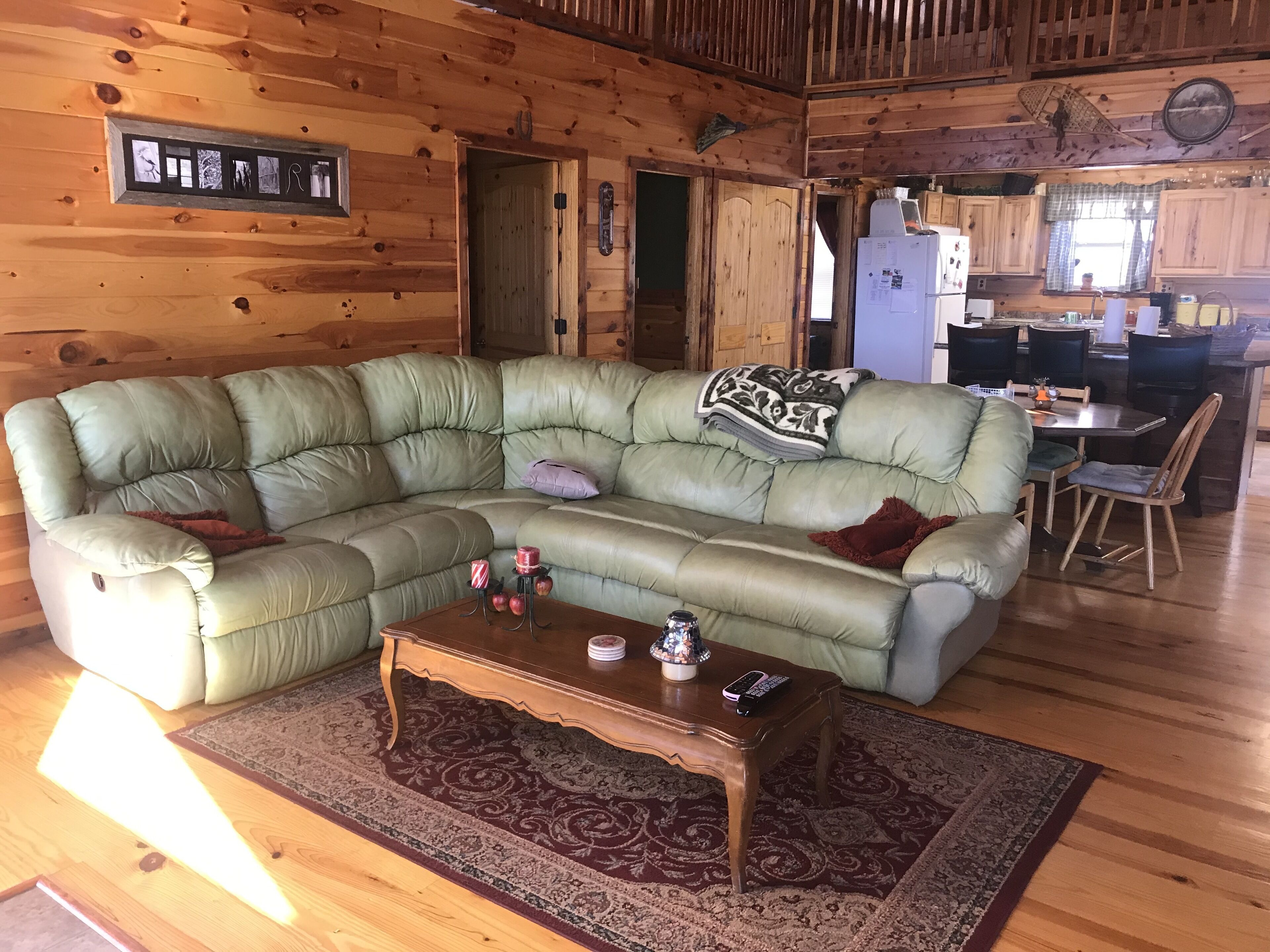 Cabin 200 yards from Current River Access  13 miles north of Doniphan
