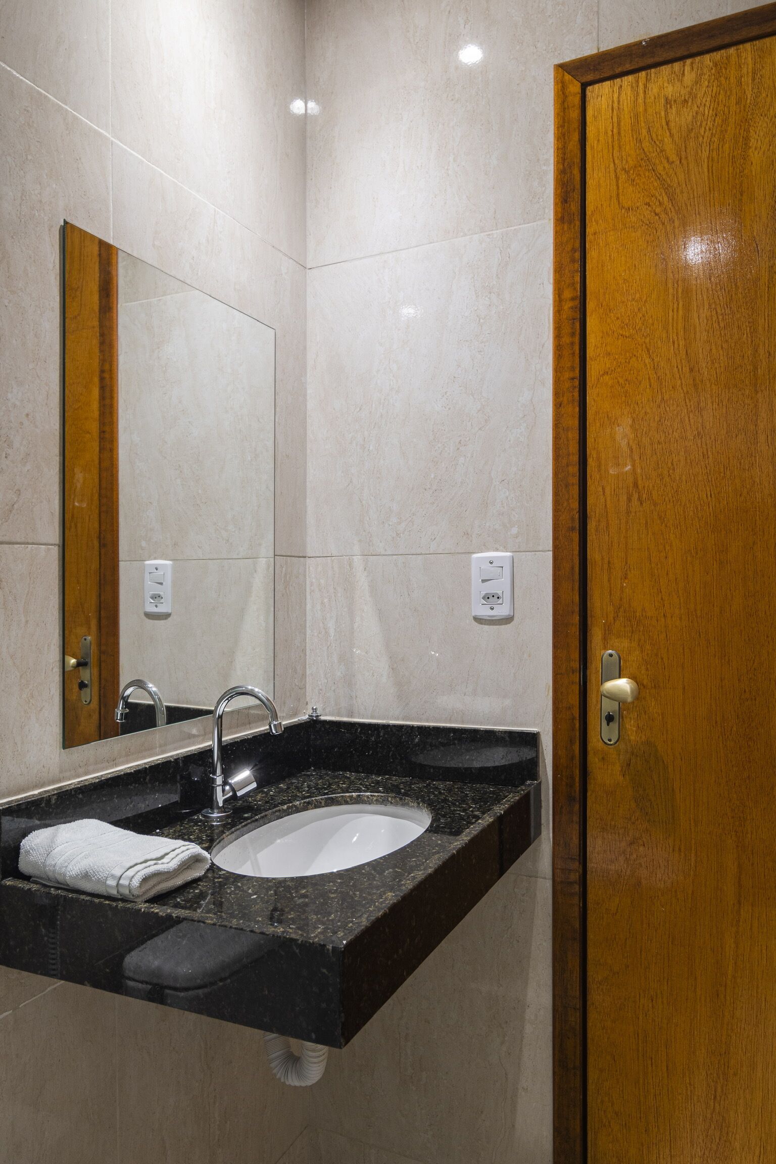 Photo - Mega Aeroporto Hotel Apenas 1 km de distância do Aeroporto de Fortaleza