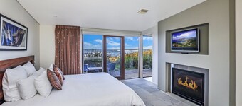 Hearns Beachside Villa 4