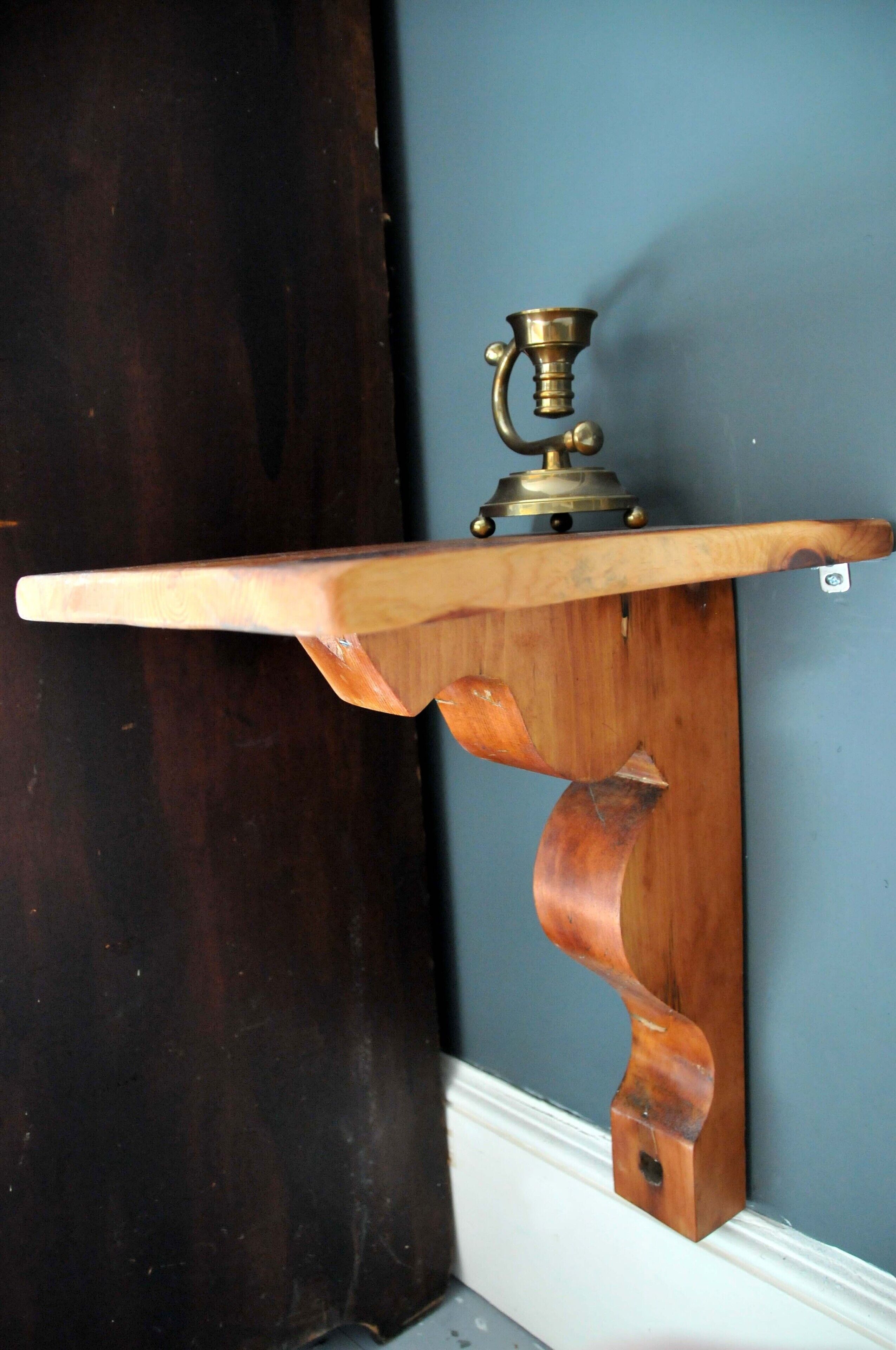 Country home 5 bdrs, 6 baths, large garden near wineries +beach