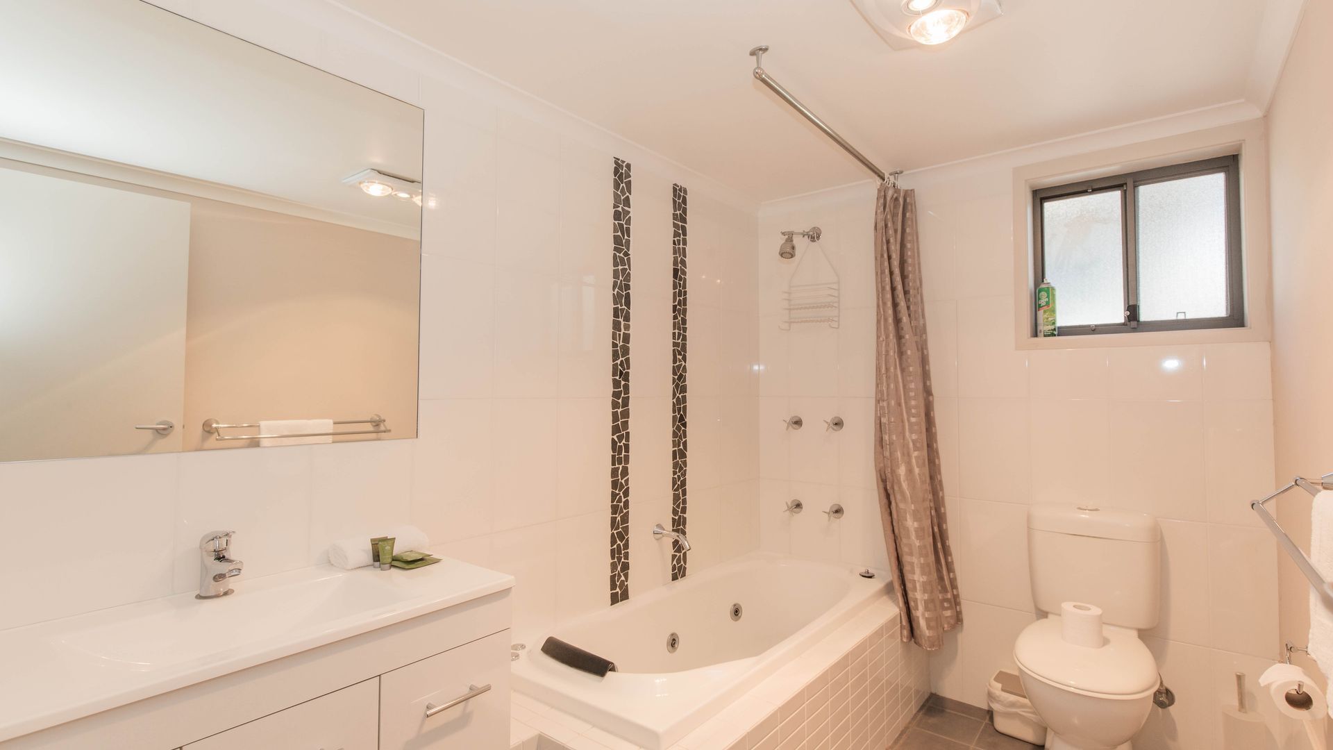 Boronia - 4/30 Nettin Circuit — image 13