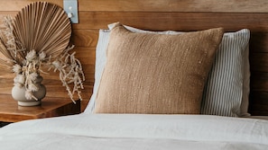 4 chambres, fer et planche à repasser, Wi-Fi, draps fournis