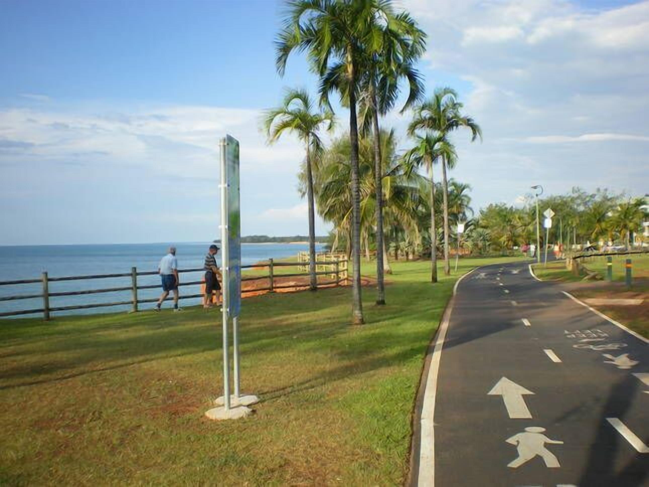 Nightcliff Executive Apartment — image 3