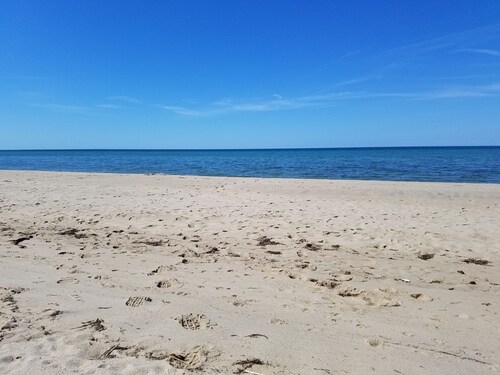 NEWLY RENOVATED, LARGE, SERENE, SUNNY  HOME ON PRIVATE ROAD