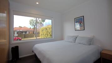 3 chambres, Wi-Fi gratuit, draps fournis