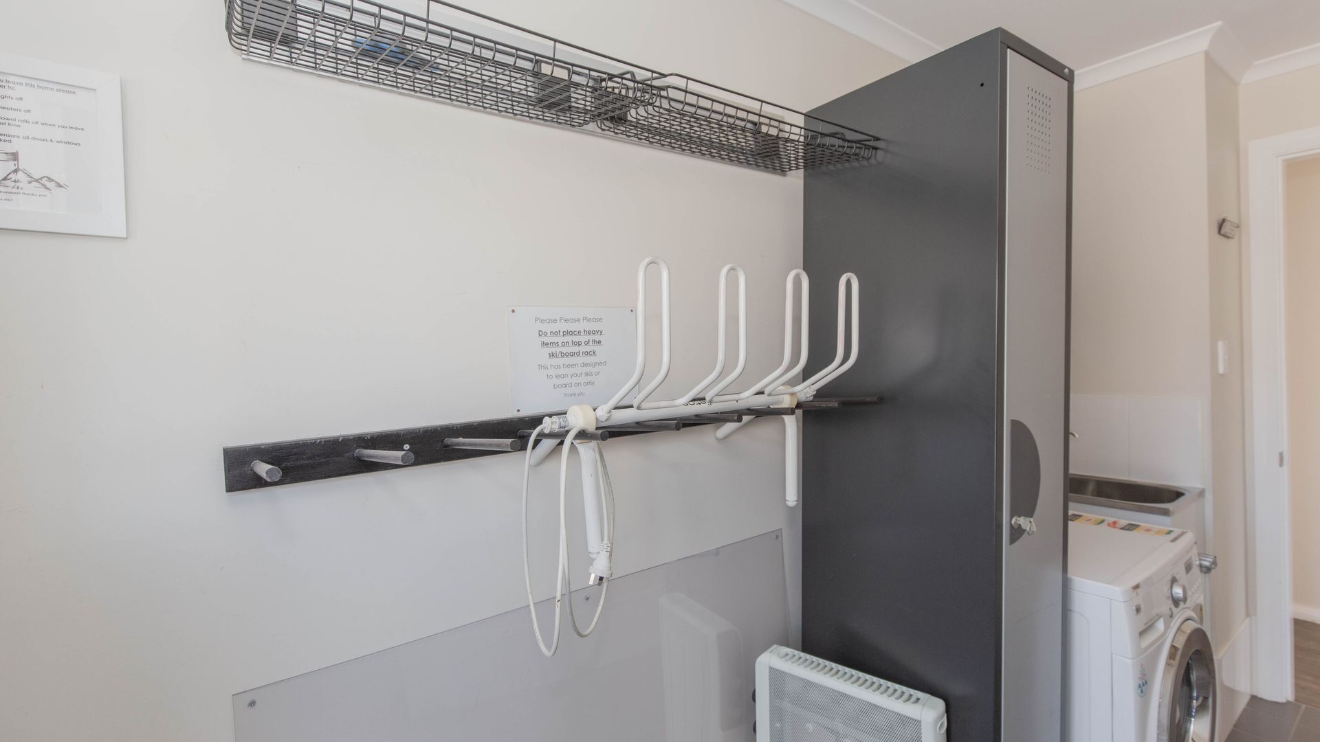 St Helenas - 5 Twynam Street — image 13