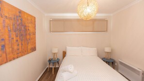 3 bedrooms, free WiFi, bed sheets
