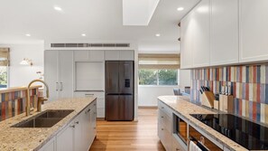 Microwave, dishwasher