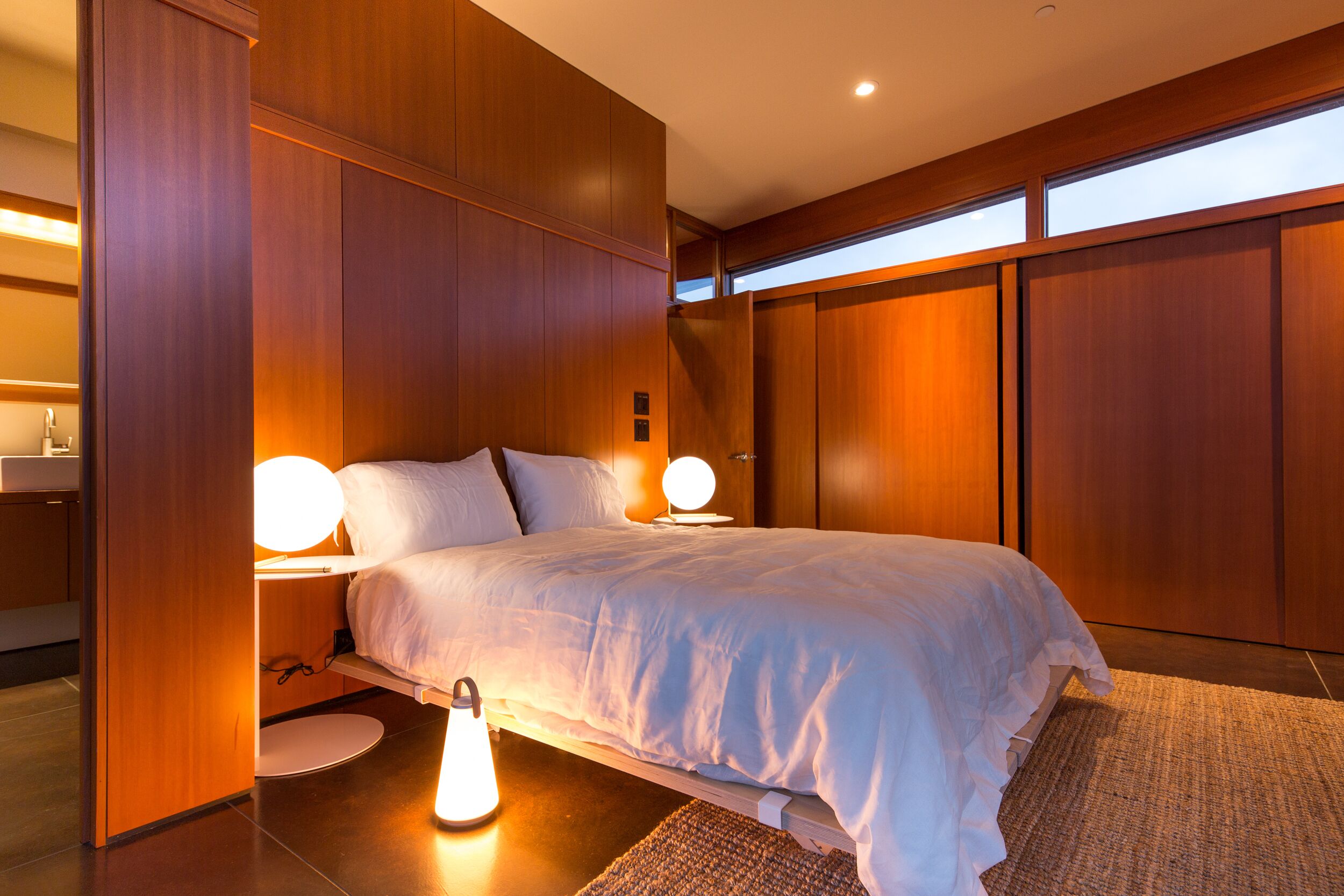 Jackrabbit Wash - a modern architecture w/ Pool in Joshua Tree