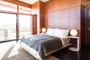 2 Schlafzimmer, Schreibtisch, Bügeleisen/Bügelbrett, kostenloses WLAN