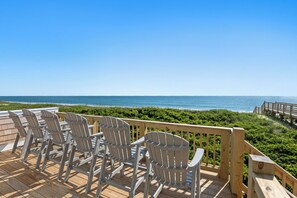 Property grounds - Serenity: Oceanfront, Game Room, Shared Pool (Duck)