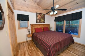 6 bedrooms, desk, free WiFi, bed sheets - Denali-Blue Ridge, GA (Blue Ridge)