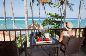 Property grounds - Villa Anjani - Idyllic Beachfront Bali Getaway in Candidasa (Karangasem)