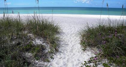 Mainsail Beach Inn 2 Bedroom