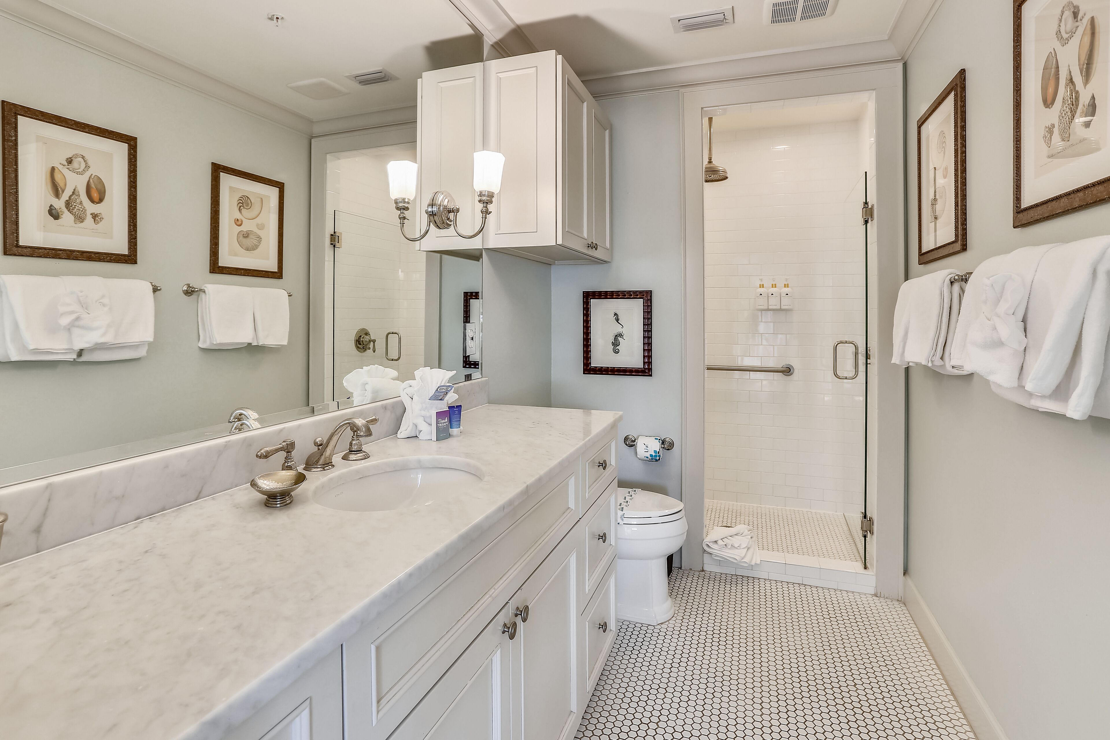 Mainsail Beach Inn 2 Bedroom