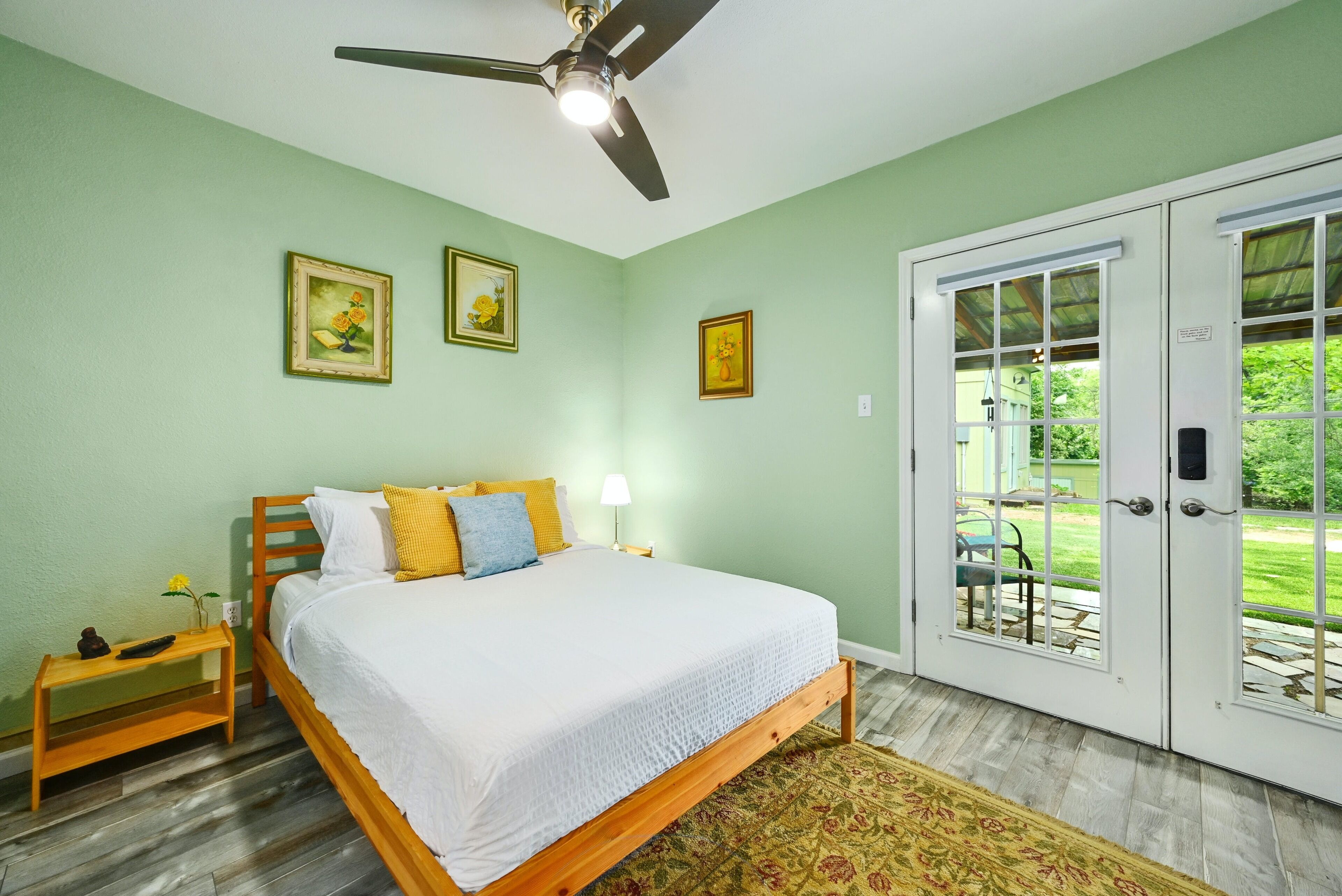 Lovely Two Bedroom on 1/2 Acre With Creek