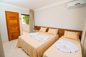 3 Schlafzimmer, Zimmersafe, Bügeleisen/Bügelbrett, WLAN