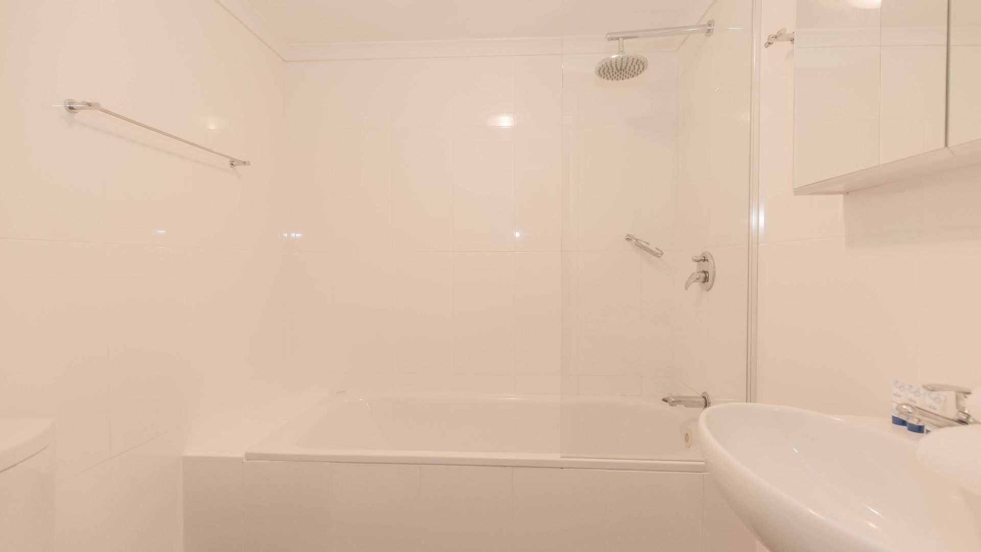 Edge - 6/16 Clyde Street — image 12