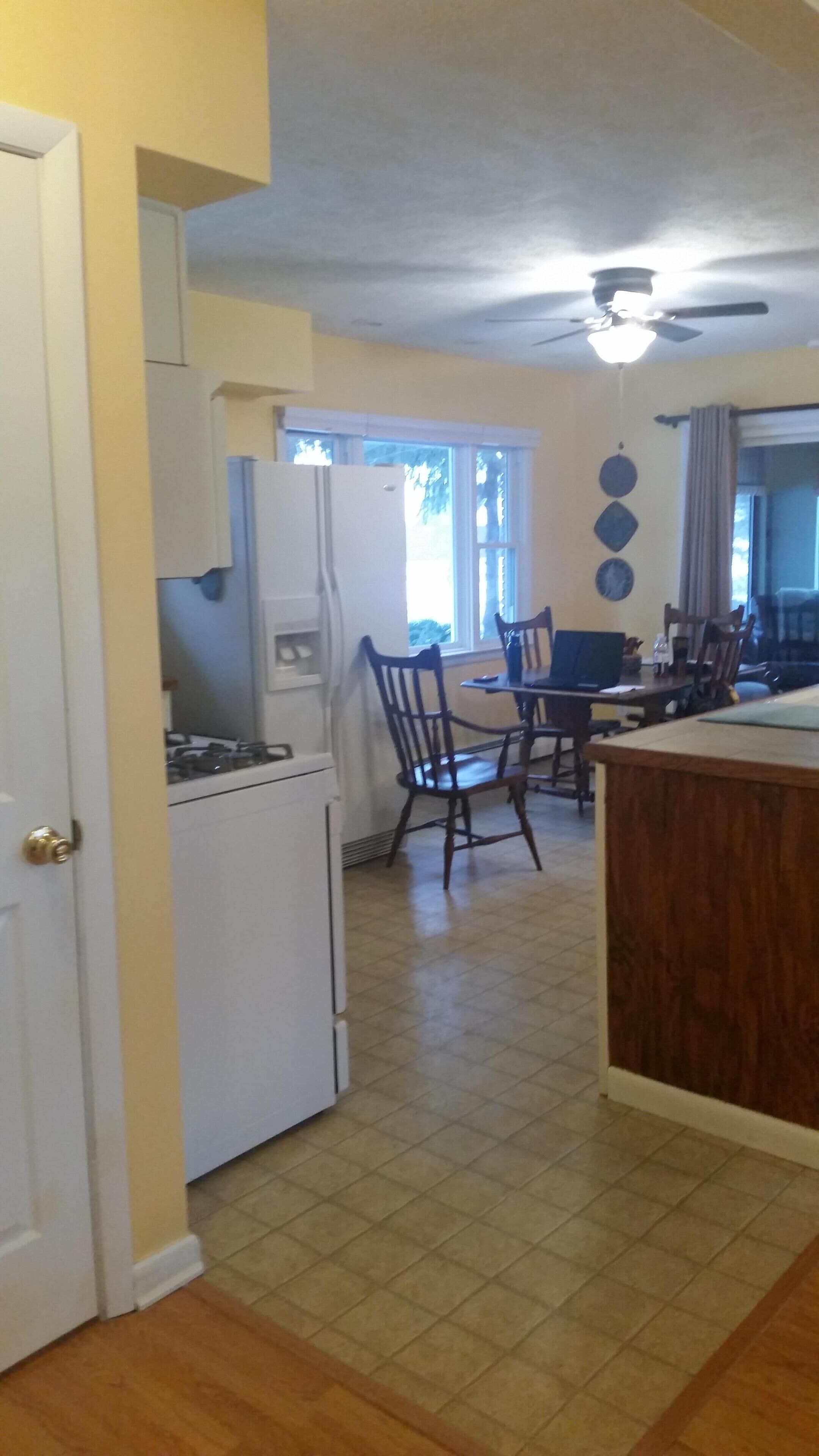 Best value in the area. This 3 bedrm 1 bath space has all the comforts of home.