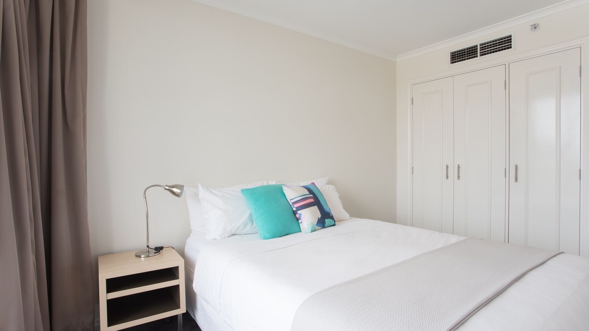 Sydney Darling Harbour. Great location 2 Br Apartment