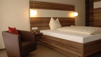 Desk, laptop workspace, free WiFi