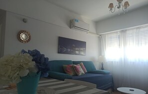 Smart TV, Netflix - High Recoleta View Apartment (Buenos Aires)