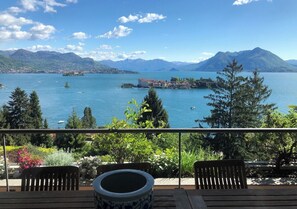 Property grounds - Sana Luxury apartment in Stresa with lake view (Stresa)