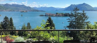 Sana Luxury apartment in Stresa with lake view