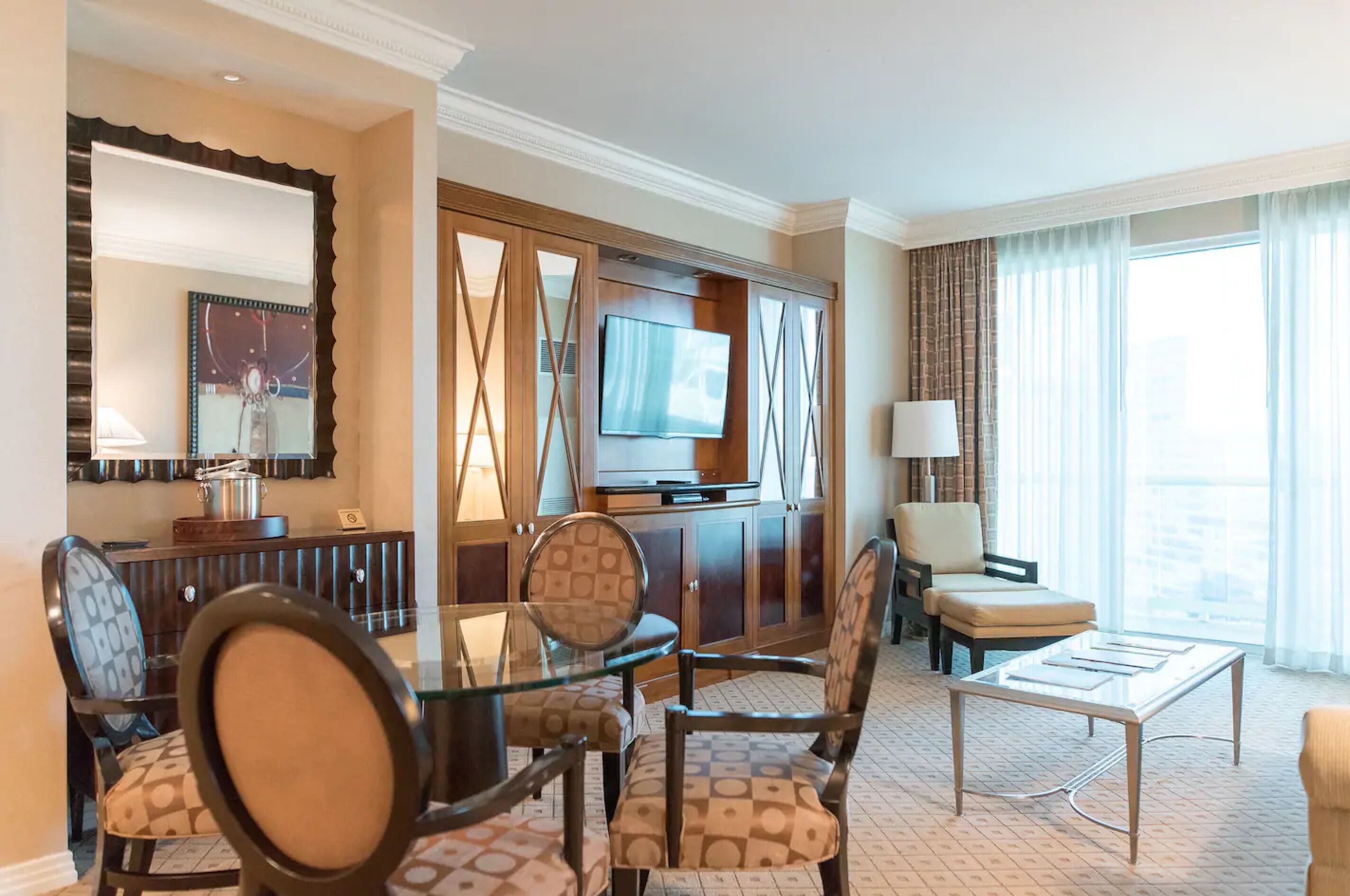 Foto - True 1BR Balcony Suite with Strip View at MGM Signature