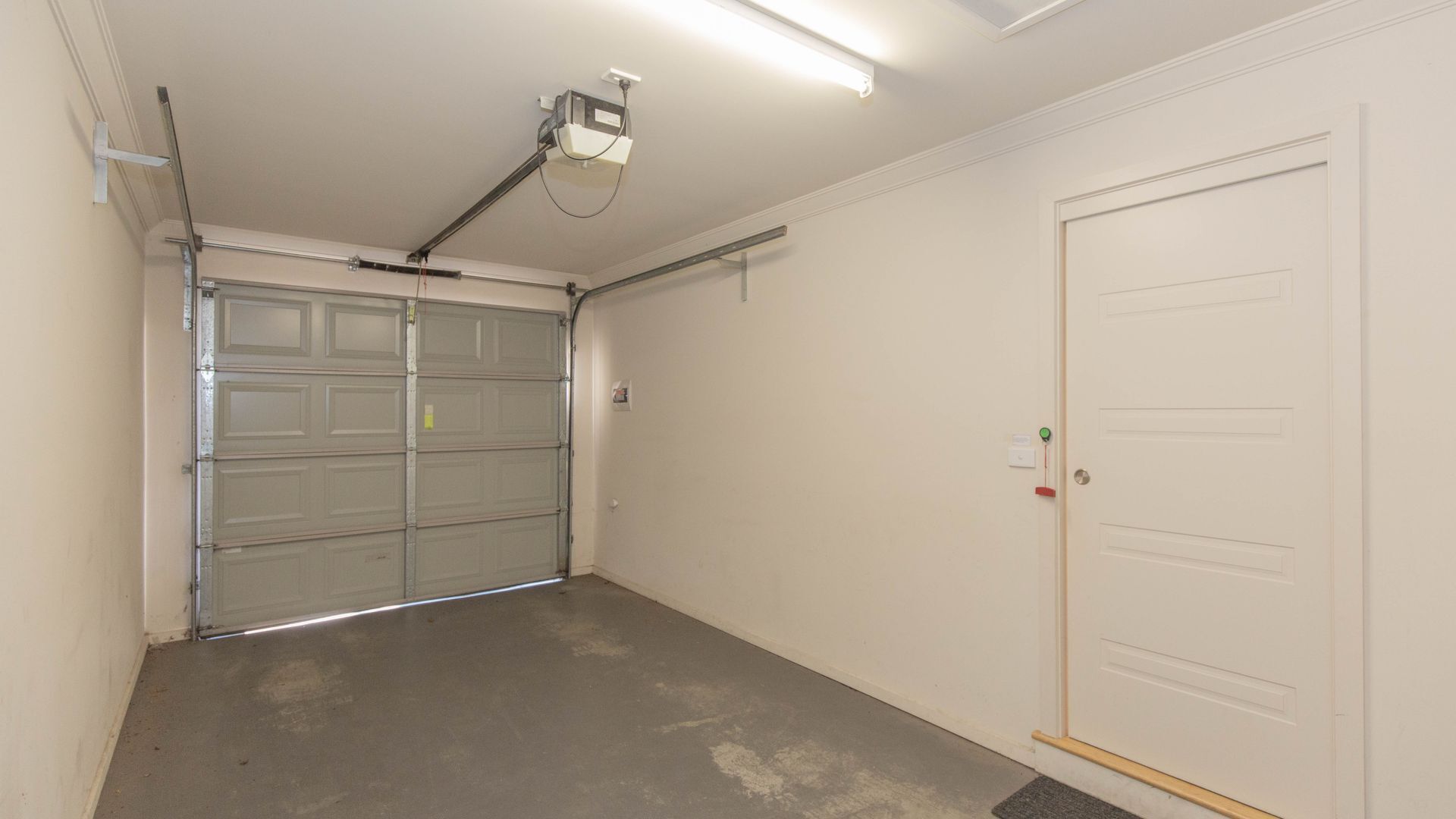 Khione - 5/23-25 Kirwan Close — image 15